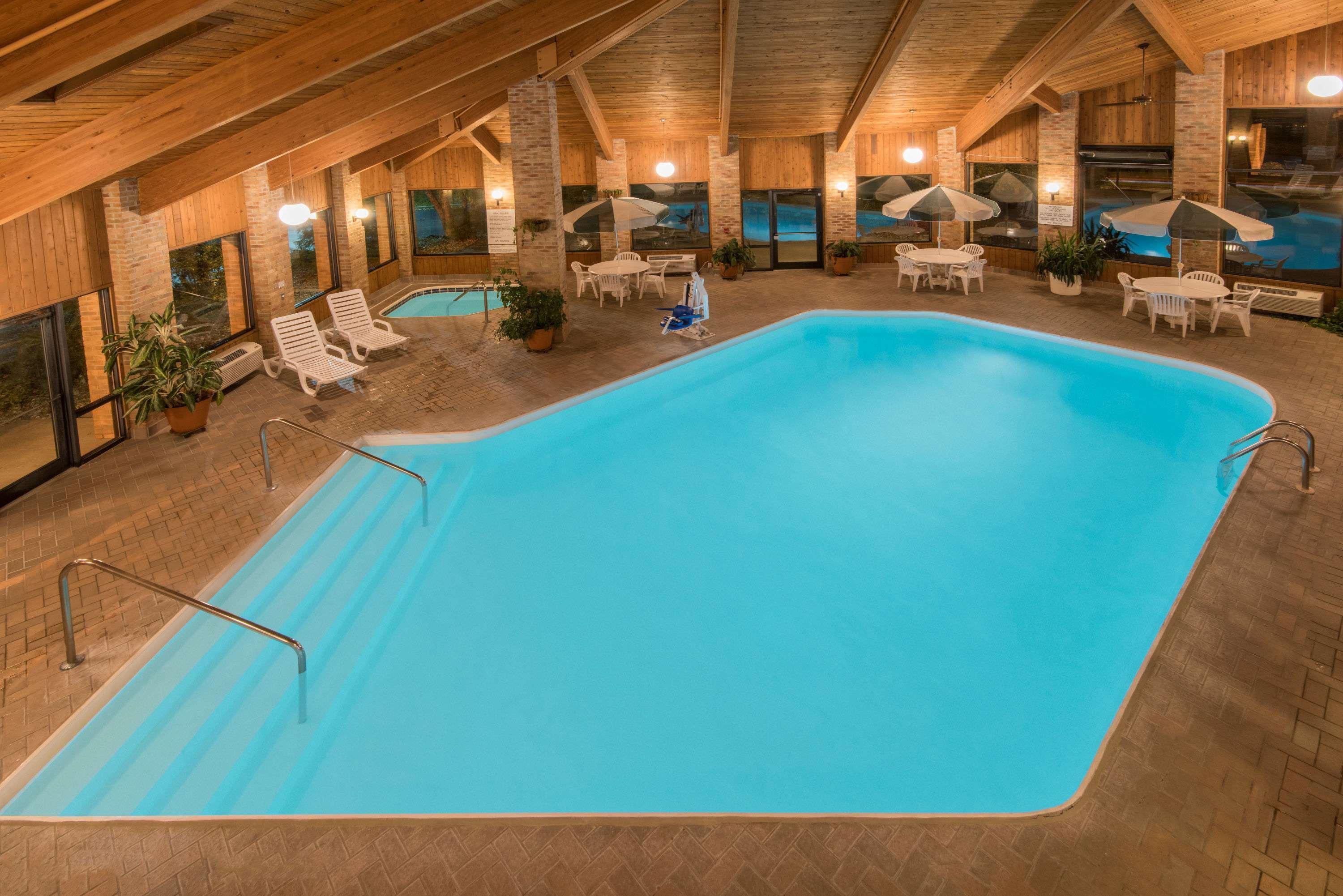 Days Inn By Wyndham Wooster Extérieur photo