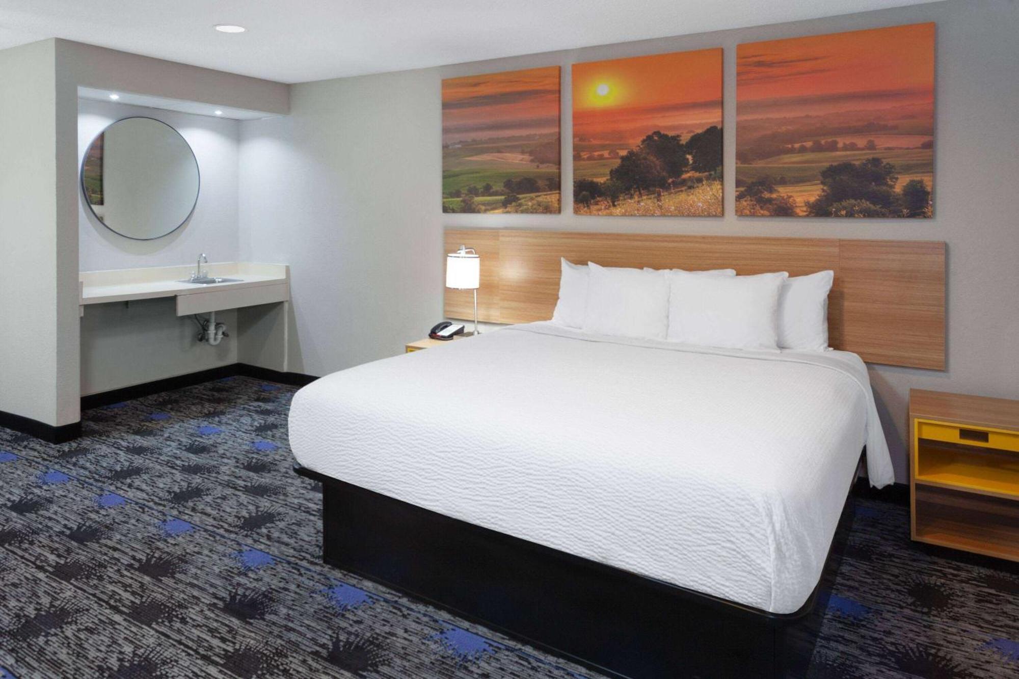 Days Inn By Wyndham Wooster Extérieur photo