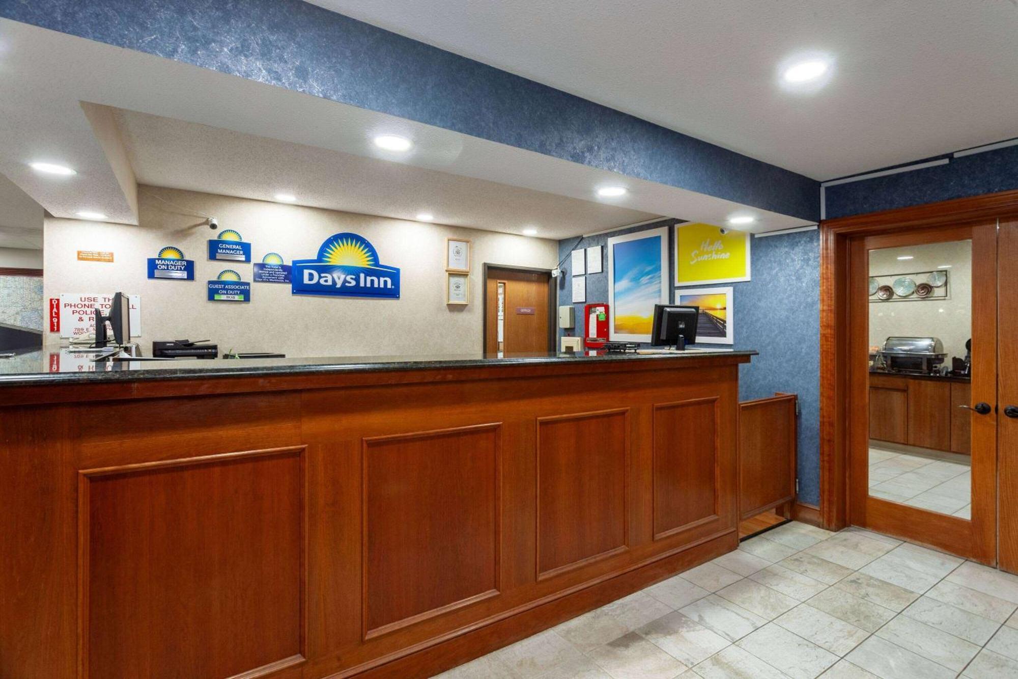Days Inn By Wyndham Wooster Extérieur photo